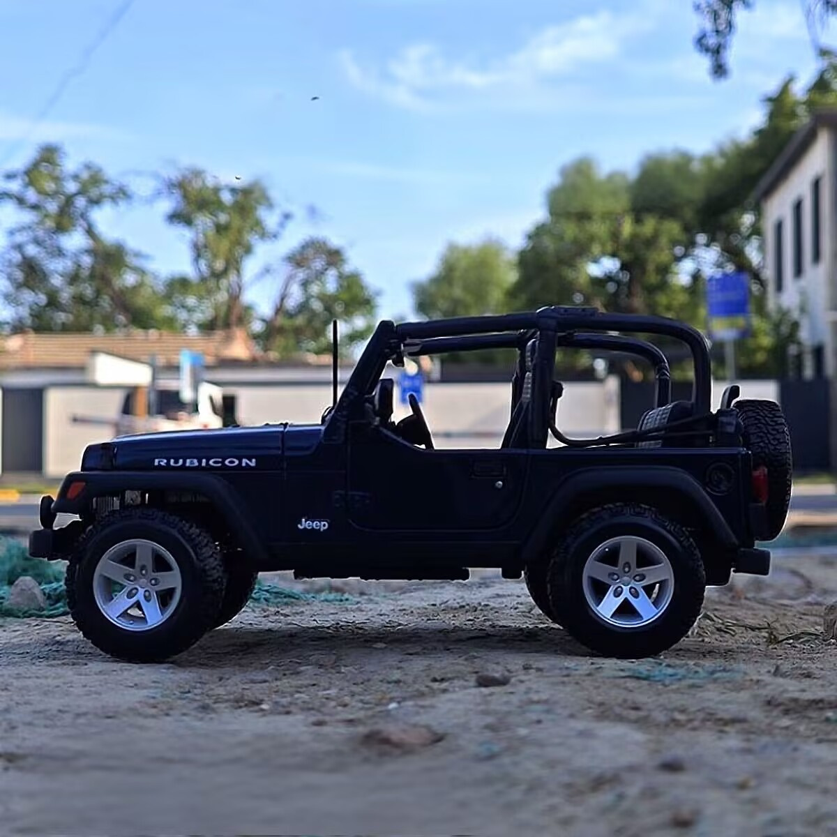 Maisto 1:18 Jeep Wrangler Rubi - Kids Toys Jeep avaliação e preço