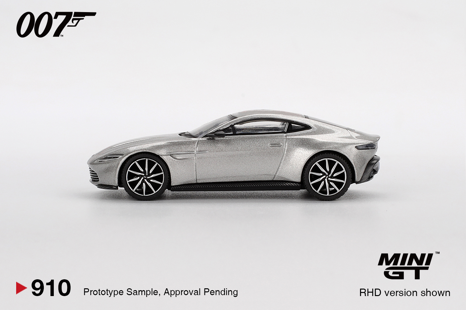 MINIGT 1/64 Aston Martin DB10  - Kids Toys Car avaliação e preço
